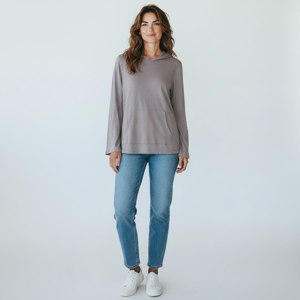 Chaser Hooded Long Sleeves Top NWT